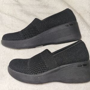 Skechers Black Wide Fit Sz 8 Memory Foam